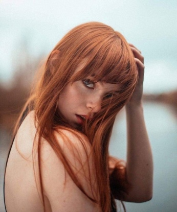 Алёнка, 27 лет, 1 размер груди